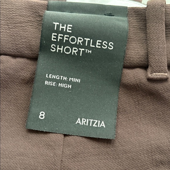 Aritzia The Effortless High Rise Short Mini Crepette Shorts - Picture 6 of 7